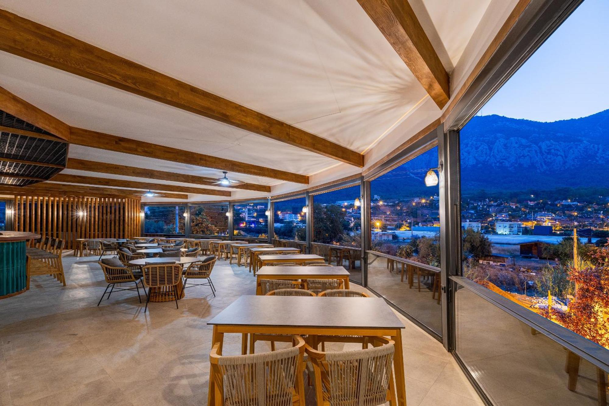Rota Kilidonia Karaoez Suites&Villas Buitenkant foto